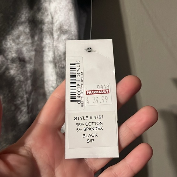 Jade Black and Gray Tie-Dye Short Sleeve Tee - Picture 2 of 6